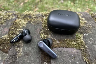 3 Best Earbuds for Calling in India in 2026
