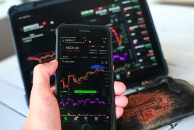 4 Best Smartphones for Stock Trading Apps India in 2026